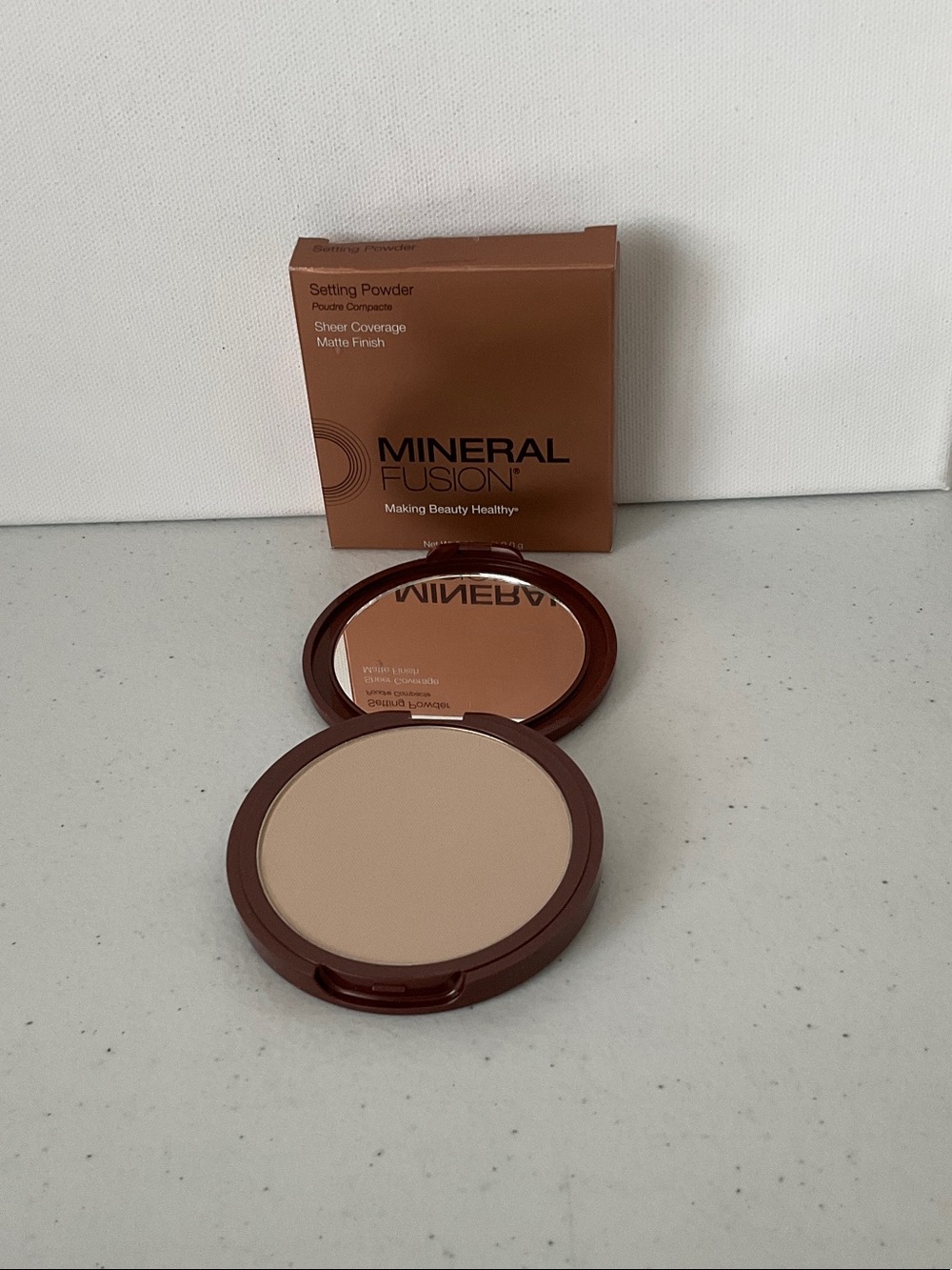 Mineral Fusion Setting Powder Compact - Picture 3 of 5